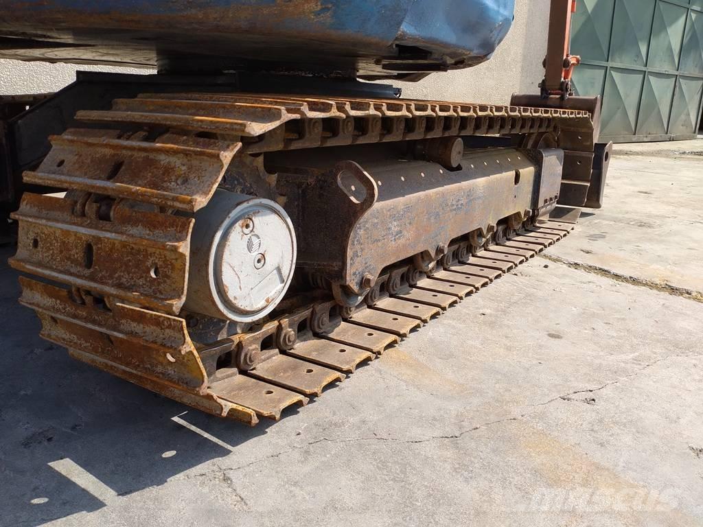 Kubota KX 121-3 ミニ油圧ショベル 7t以下（ミニユンボ・ミニディガー）