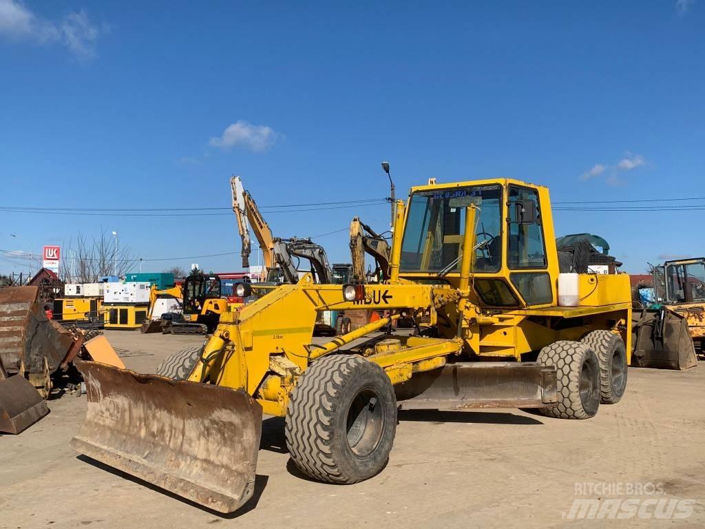 MBU G130A モーターグレーダー