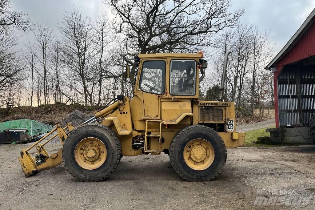CAT 910 ホイールローダー・タイヤショベル