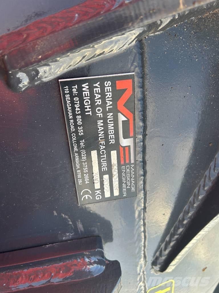  Koala 300 グラップル