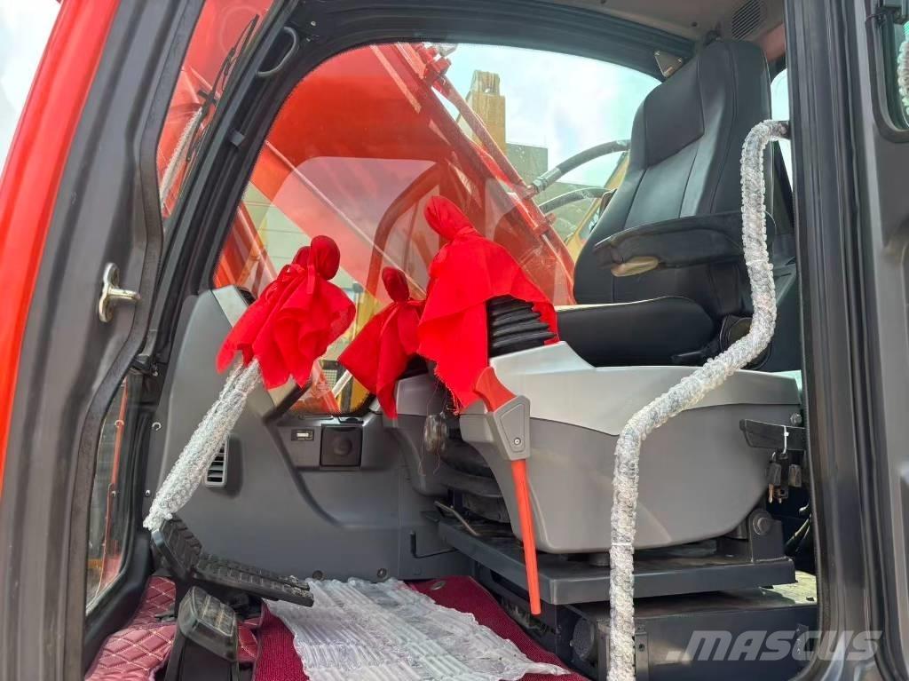 Doosan 225 LC 大型油圧ショベル12t以上（パワーショベル・ユンボ）