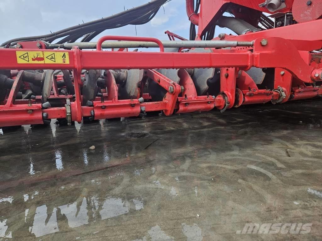 Horsch Pronto 8 DC ドリル