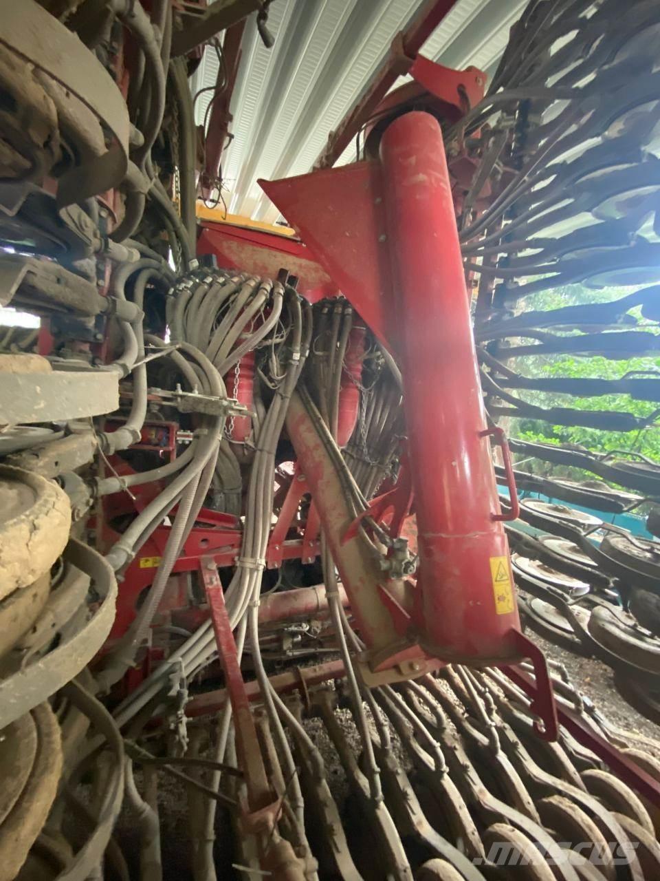 Horsch Pronto 9 DC ドリル