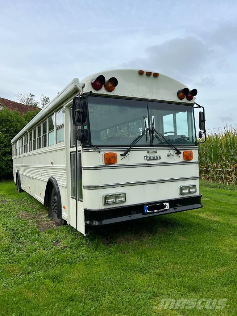 Thomas K880 スクールバス