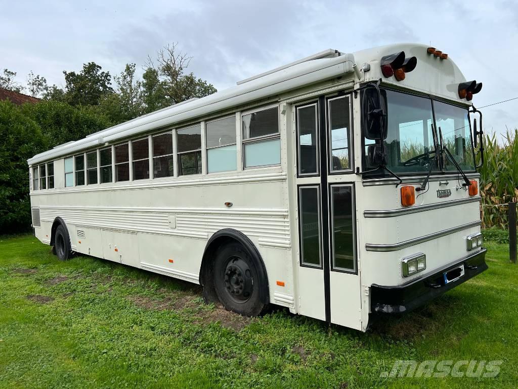 Thomas K880 スクールバス