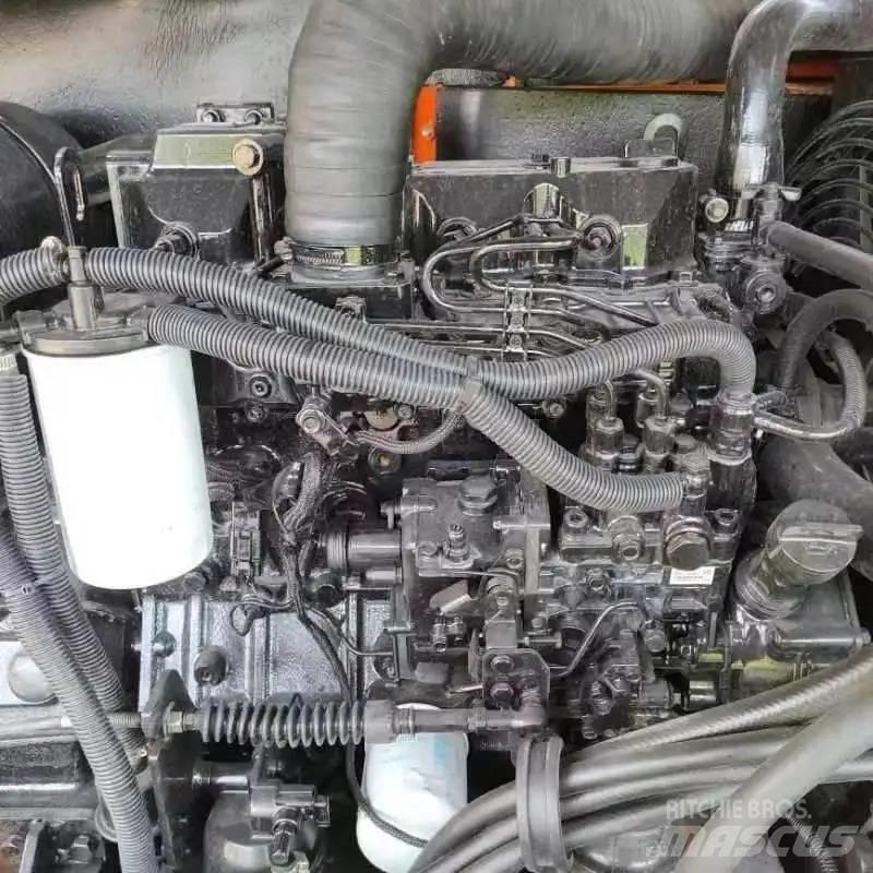 Doosan DX75-9C 中型油圧ショベル 7ｔ-12ｔ（ユンボ・パワーショベル・バックホー）