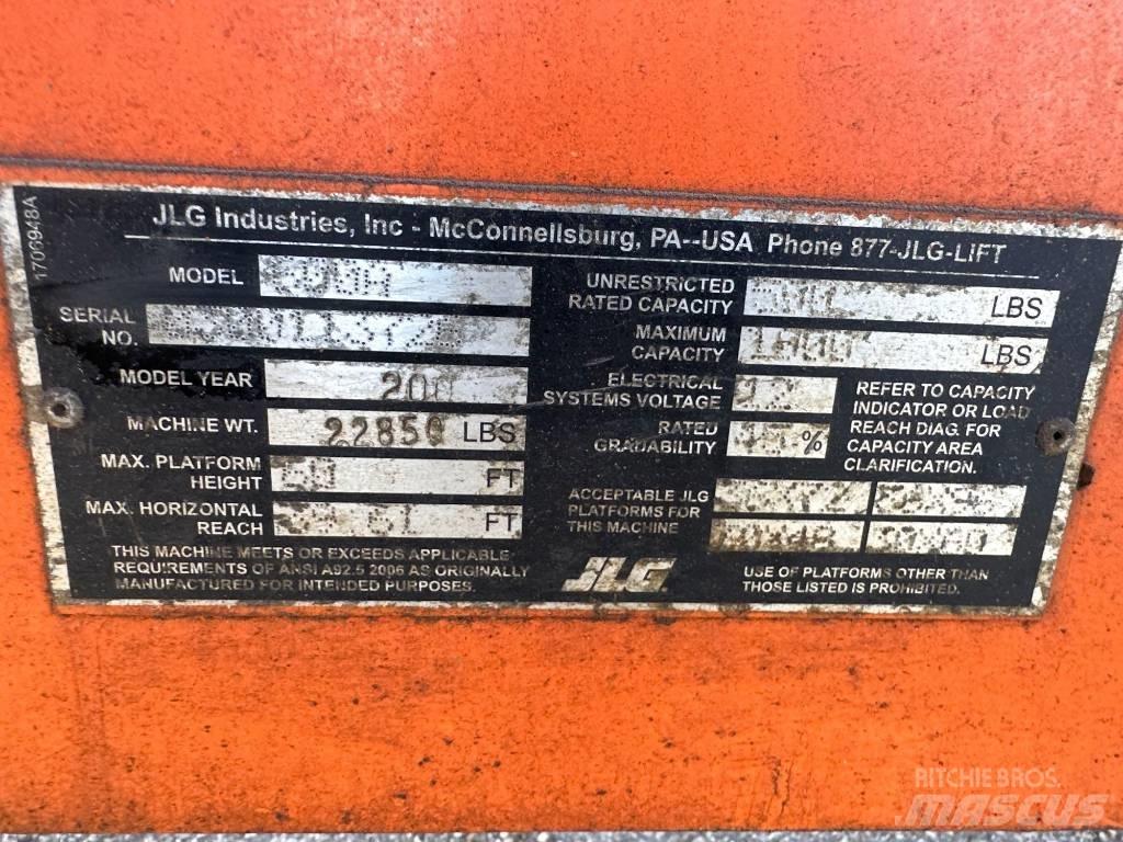 JLG 600A ブームリフト　屈伸型