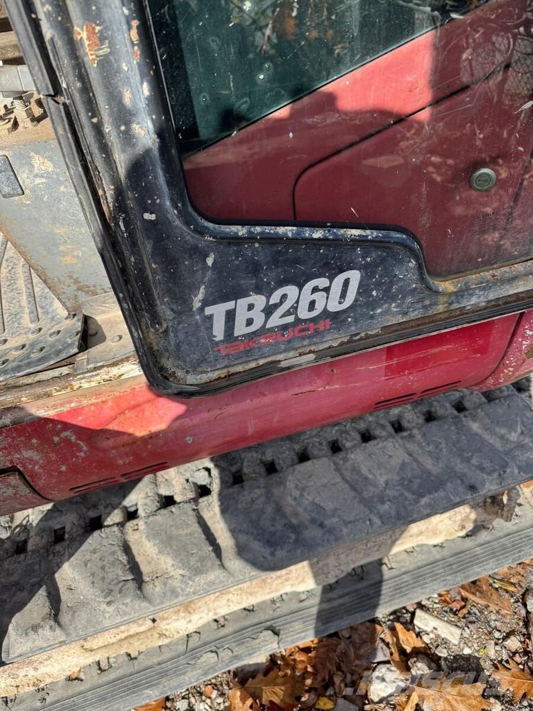 Takeuchi TB260 ミニ油圧ショベル 7t以下（ミニユンボ・ミニディガー）