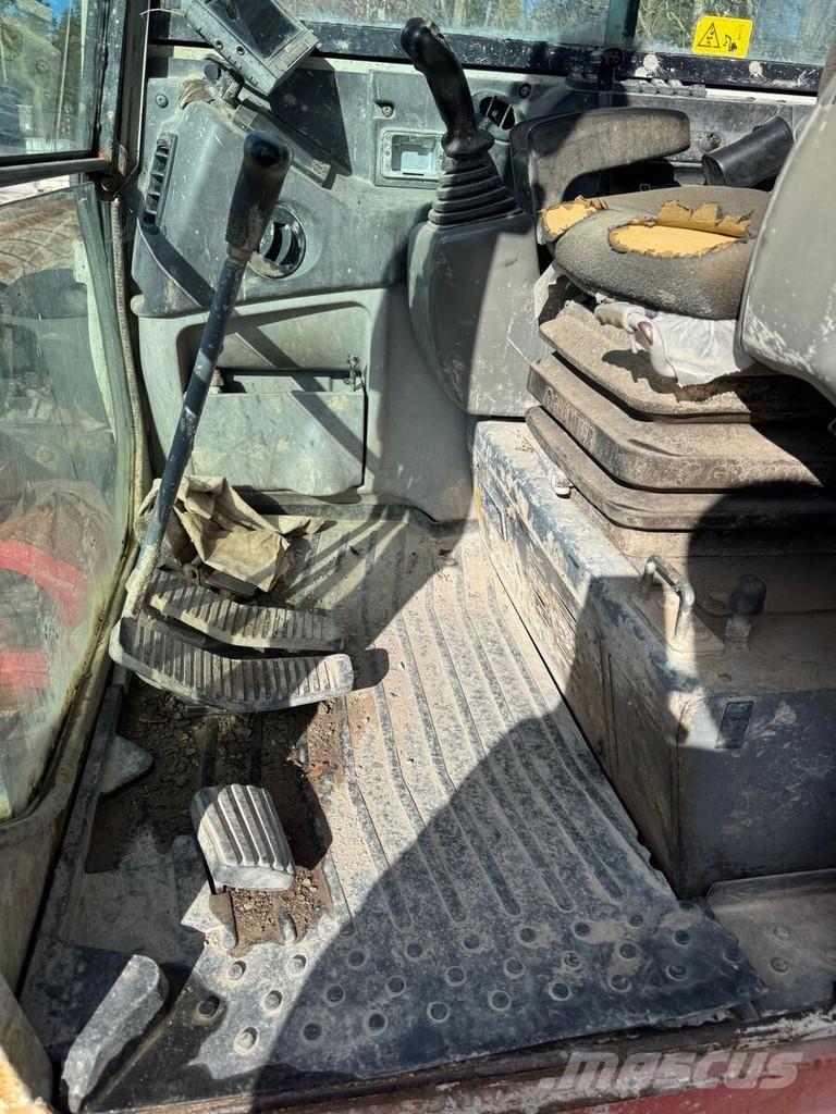 Takeuchi TB260 ミニ油圧ショベル 7t以下（ミニユンボ・ミニディガー）