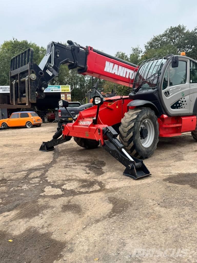 Manitou MT 1440 テレスコーピックハンドラー
