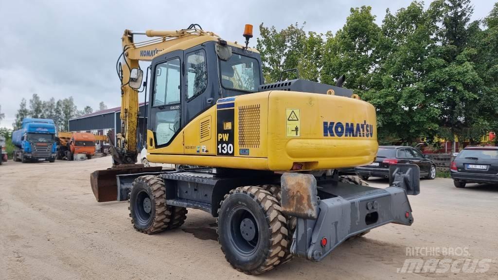 Komatsu PW 130-7K ホイール式油圧ショベル（パワーショベル・ユンボ・バックホー）