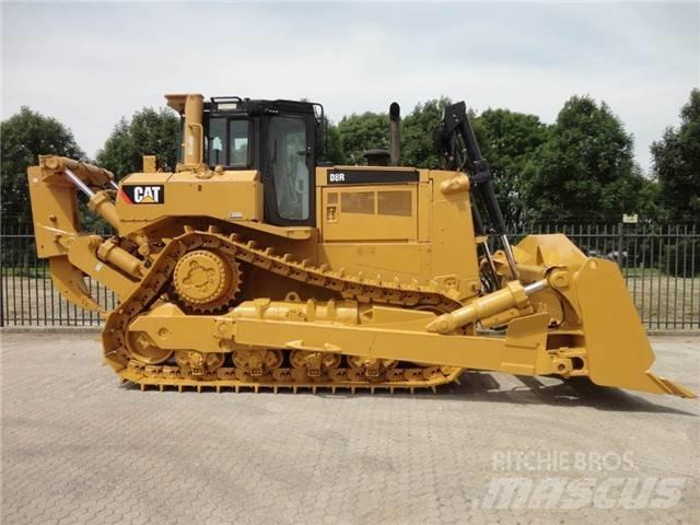 CAT D 8 R ブルドーザー