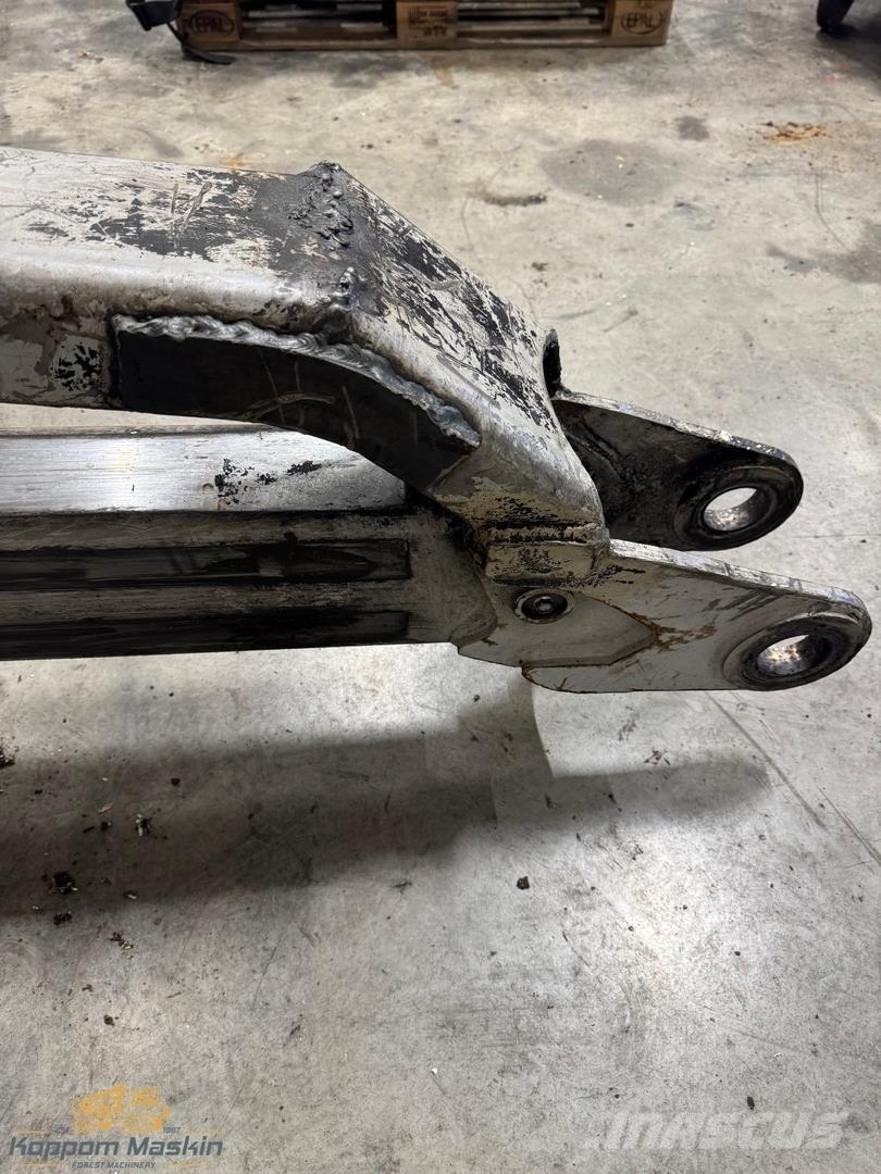 Komatsu 105F フォワーダクレーン