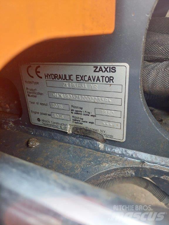 Hitachi ZX 19 U-5 ミニ油圧ショベル 7t以下（ミニユンボ・ミニディガー）