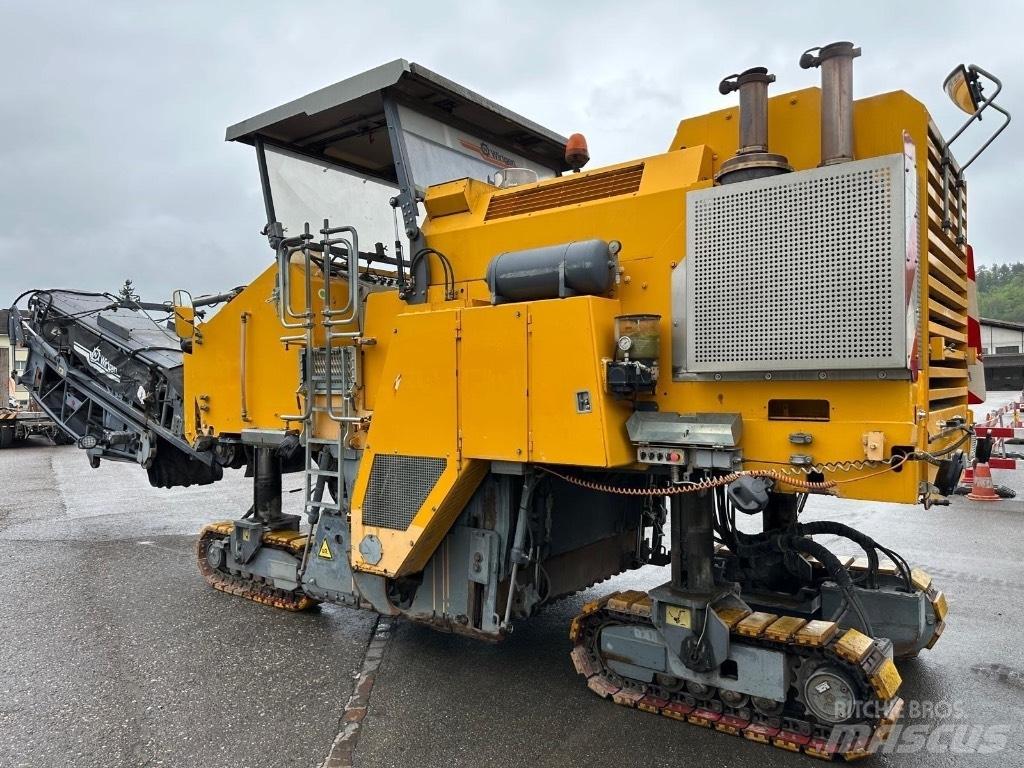 Wirtgen W 1900 アスファルトコールドミリングマシーン