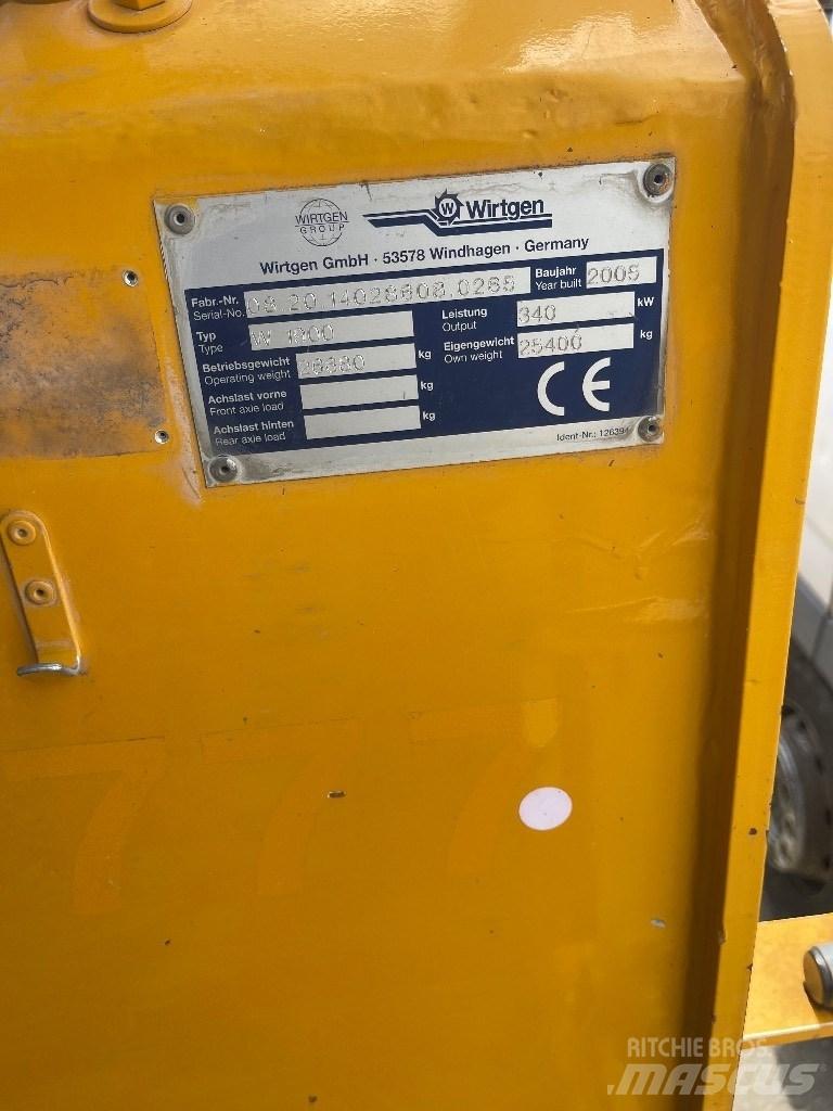 Wirtgen W 1900 アスファルトコールドミリングマシーン