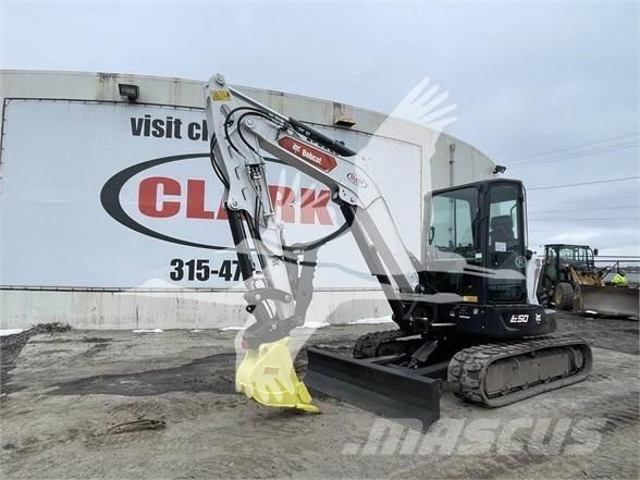 Bobcat E50R2 ミニ油圧ショベル 7t以下（ミニユンボ・ミニディガー）