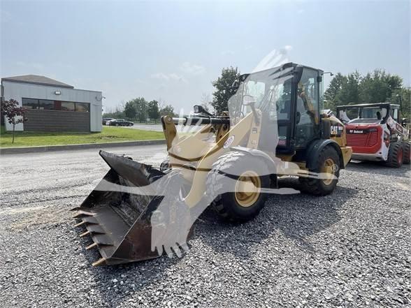 CAT 906M ホイールローダー・タイヤショベル