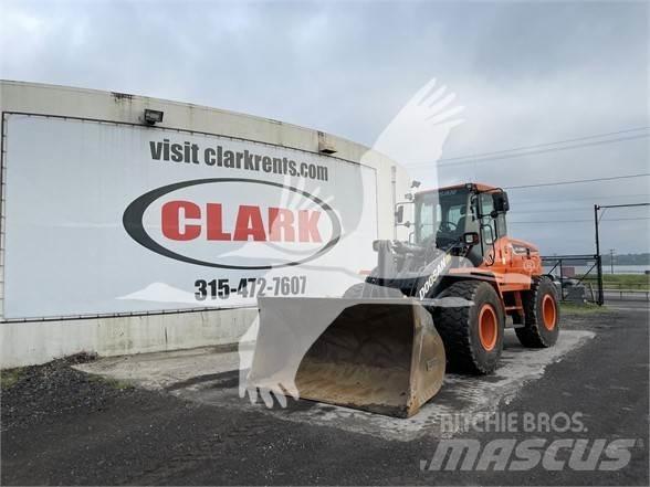 Doosan DL250-5 ホイールローダー・タイヤショベル