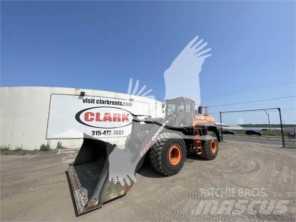 Doosan DL480-7 ホイールローダー・タイヤショベル