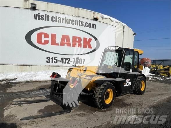 JCB 525-60 テレスコーピックハンドラー