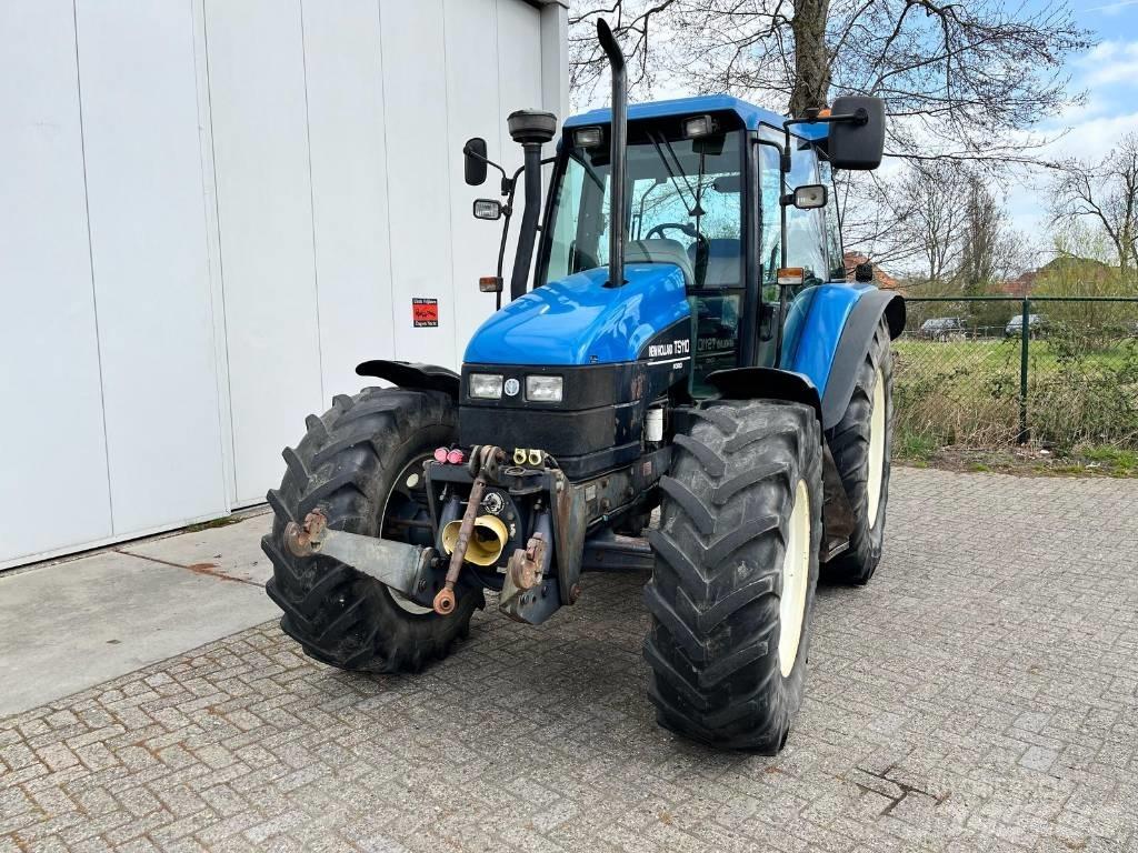New Holland TS 110 トラクター