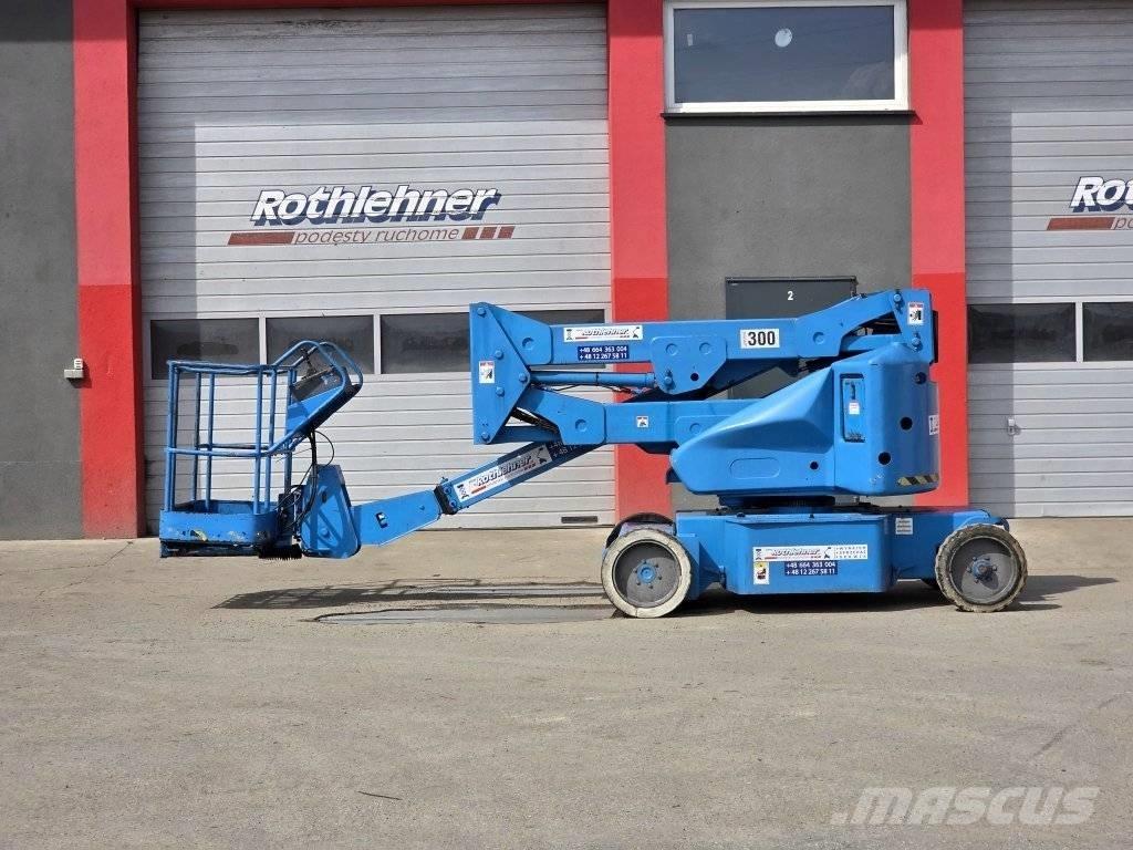 JLG N 40 E ブームリフト　屈伸型