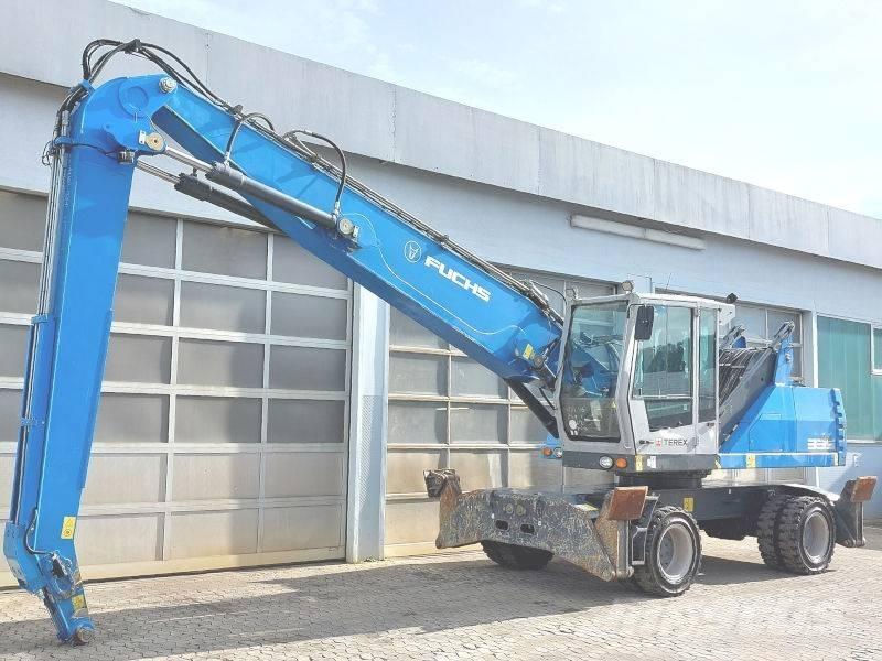 Fuchs MHL 335 E 廃棄物／工業産廃処理機
