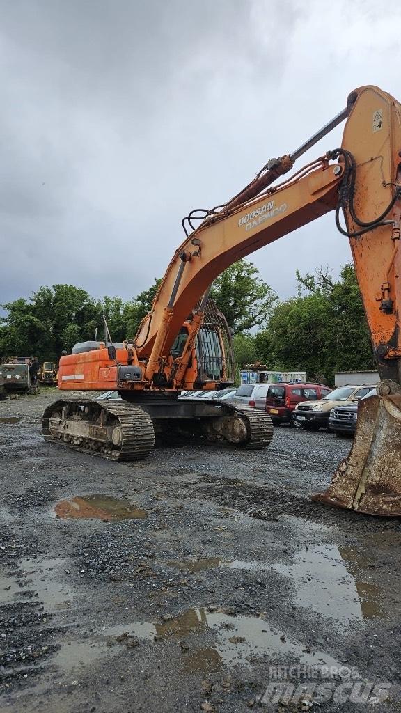 Doosan Dx480 大型油圧ショベル12t以上（パワーショベル・ユンボ）
