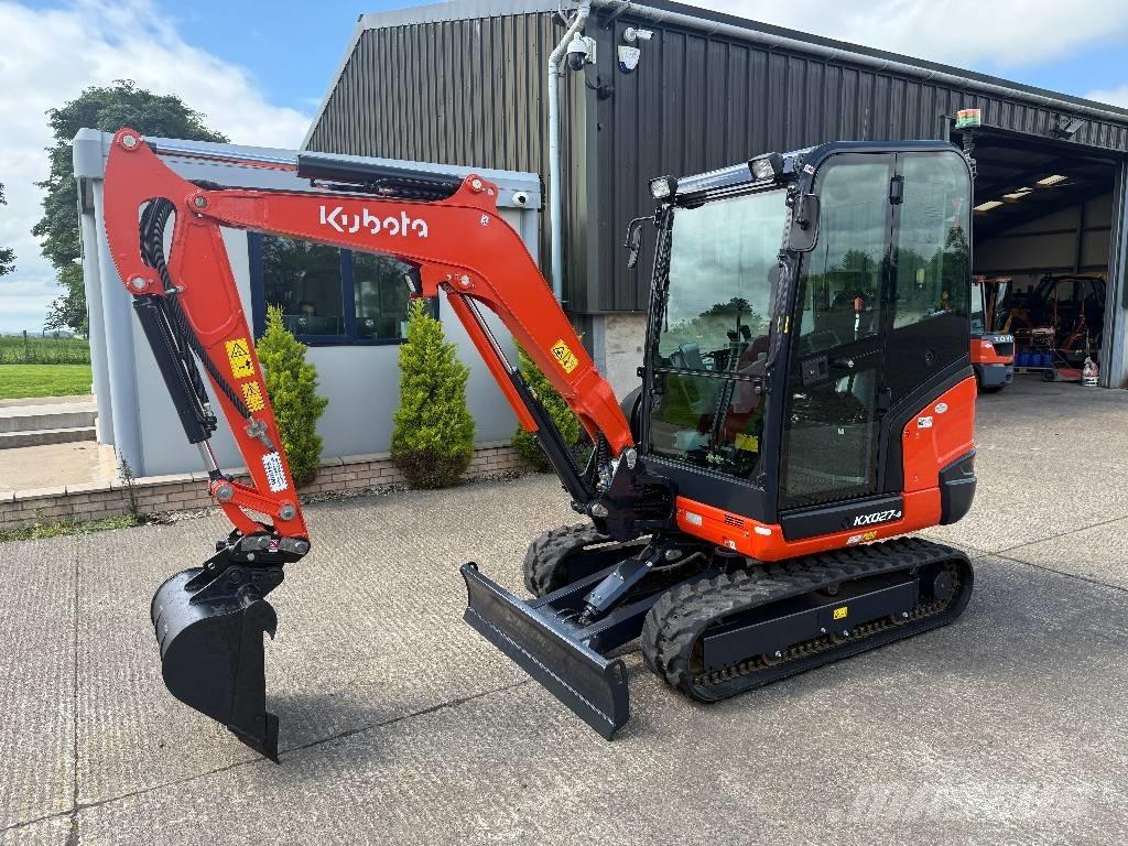 Kubota KX027-4 ミニ油圧ショベル 7t以下（ミニユンボ・ミニディガー）