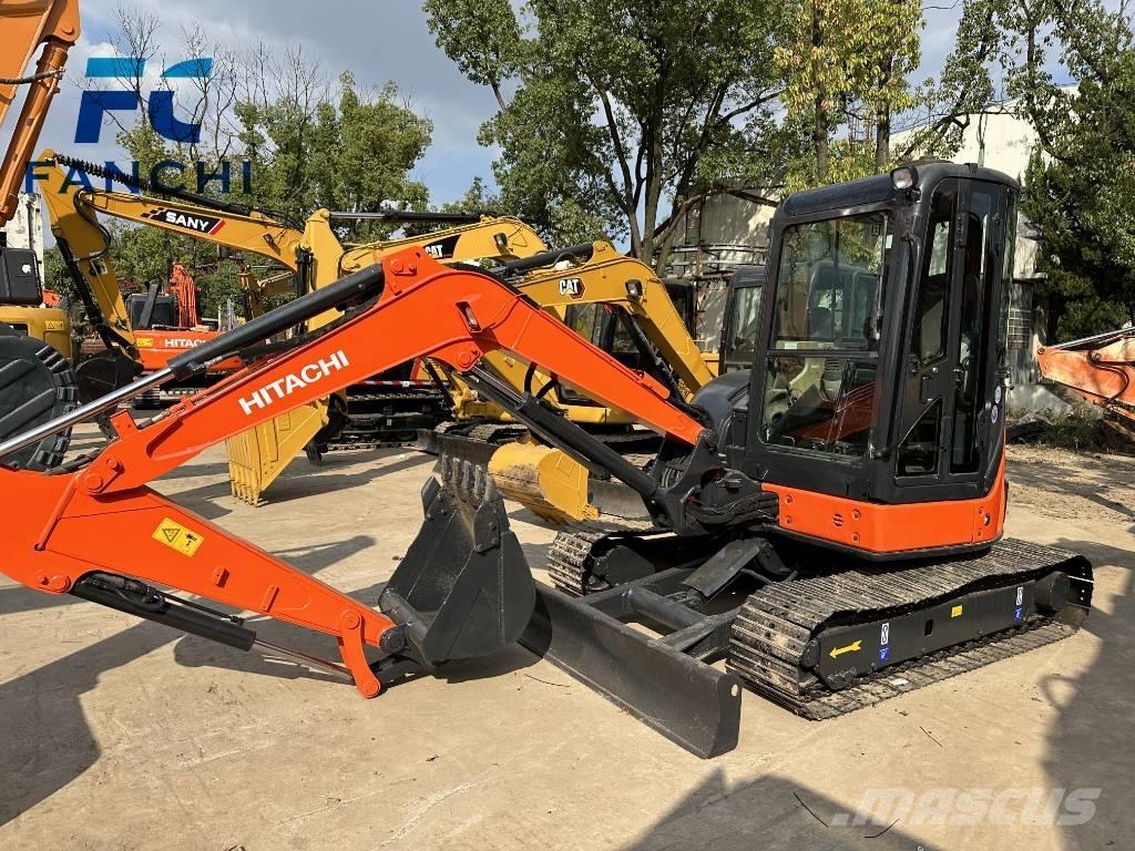 Hitachi Zaxis UR50 ミニ油圧ショベル 7t以下（ミニユンボ・ミニディガー）