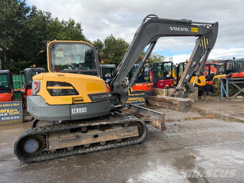 Volvo ECR 88 D 中型油圧ショベル 7ｔ-12ｔ（ユンボ・パワーショベル・バックホー）