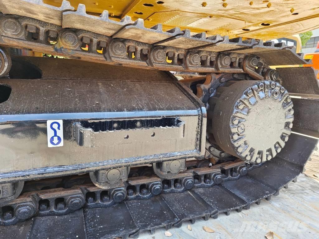 CAT 320 D 大型油圧ショベル12t以上（パワーショベル・ユンボ）