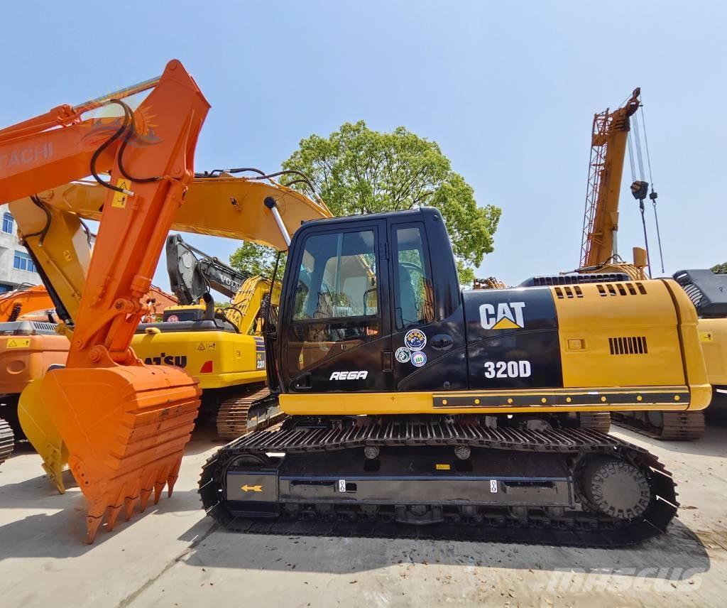 CAT 320 D 大型油圧ショベル12t以上（パワーショベル・ユンボ）
