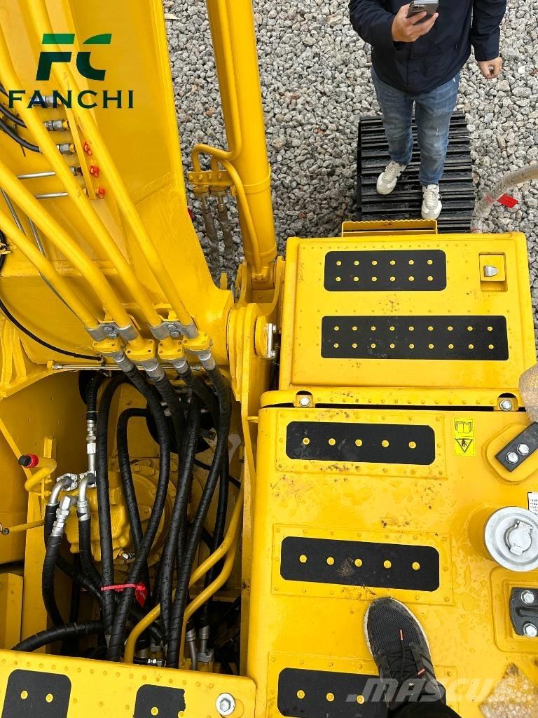 Komatsu 200-8 大型油圧ショベル12t以上（パワーショベル・ユンボ）