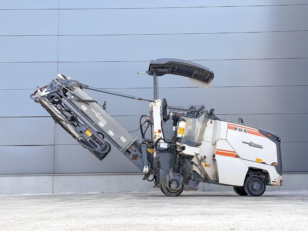 Wirtgen W 50 RI アスファルトコールドミリングマシーン
