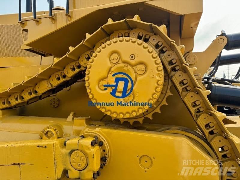 CAT D 10 R ブルドーザー