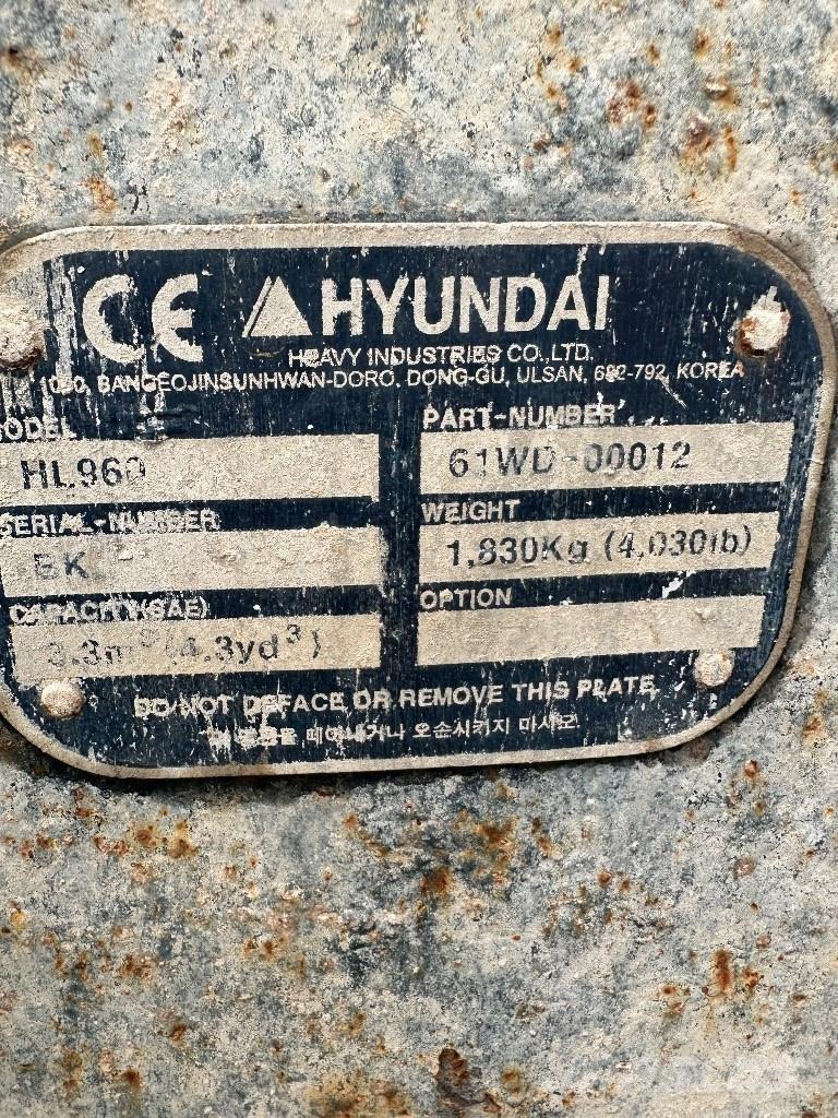 Hyundai HL 960 ホイールローダー・タイヤショベル