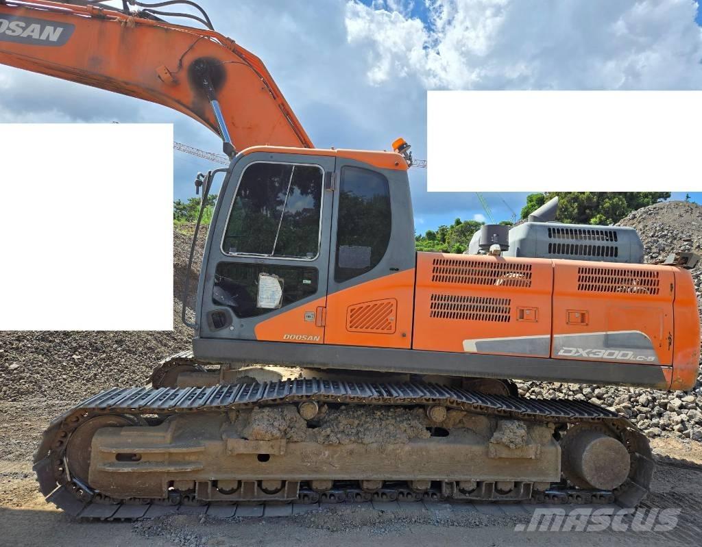 Doosan DX 300 LC-5 大型油圧ショベル12t以上（パワーショベル・ユンボ）