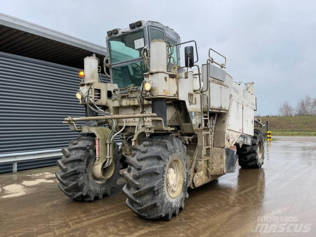 Wirtgen WR 2500S アスファルトリサイクルマシン