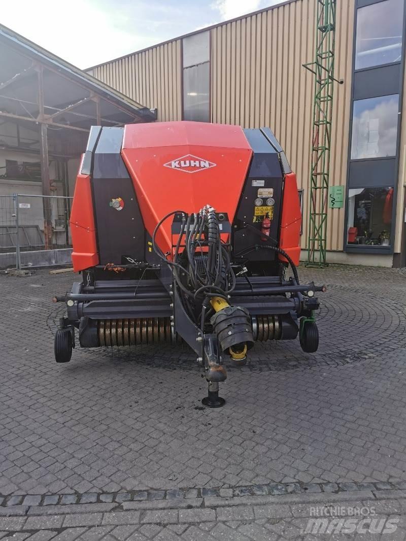 Kuhn LSB 1270 スクエアベーラー