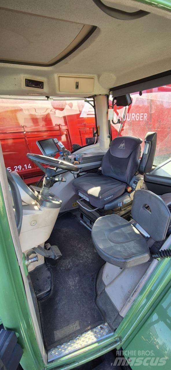 Fendt 828 Vario トラクター