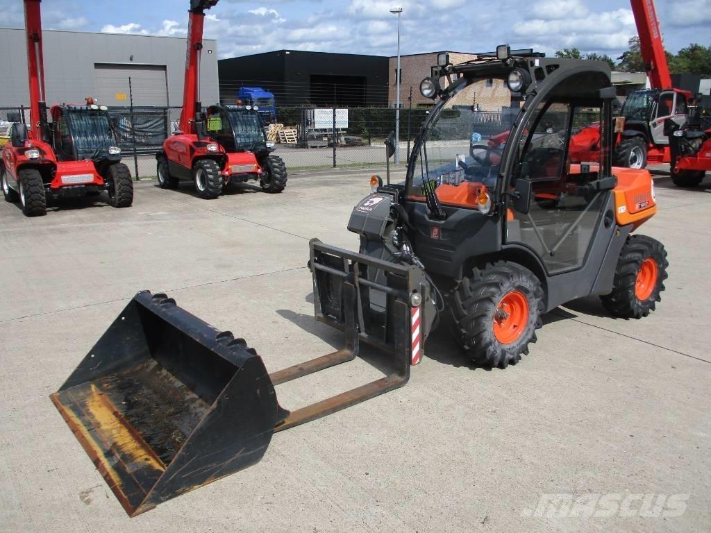 Ausa T144 H X4 (071) テレスコーピックハンドラー