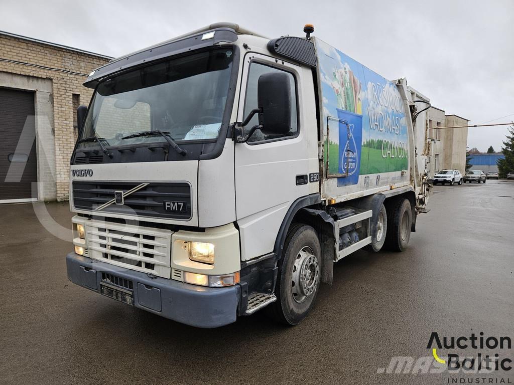 Volvo FM7 塵芥車、パッカー車
