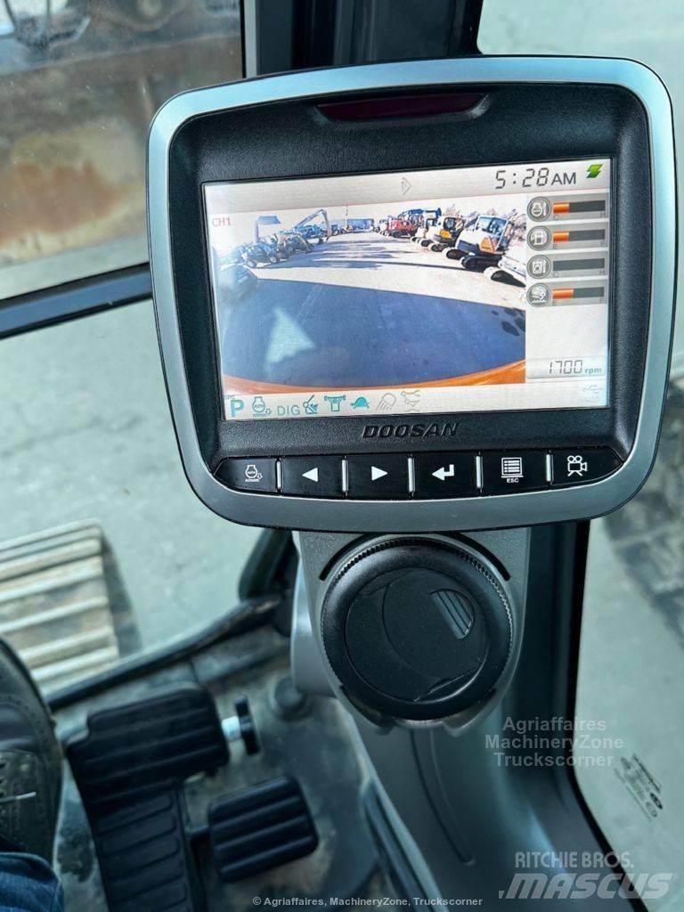 Doosan DX 180 LC 大型油圧ショベル12t以上（パワーショベル・ユンボ）