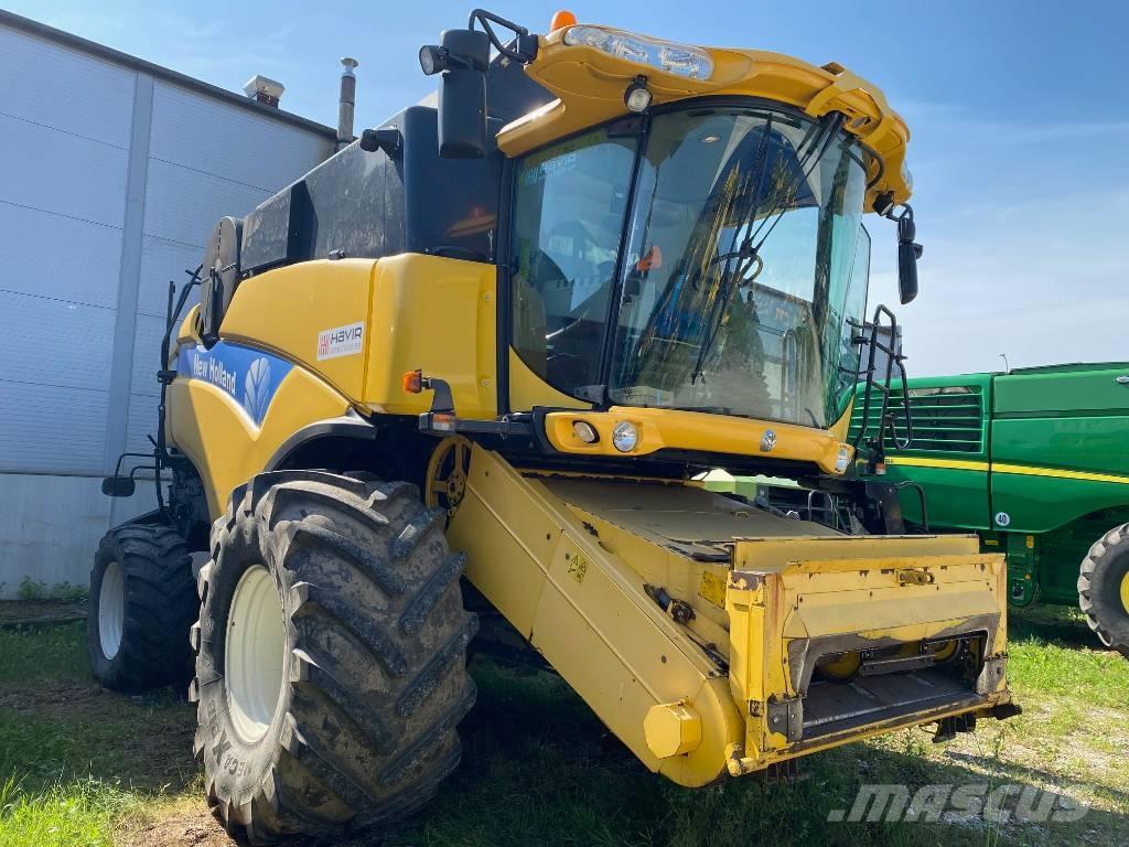 New Holland CX 8070 コンバイン