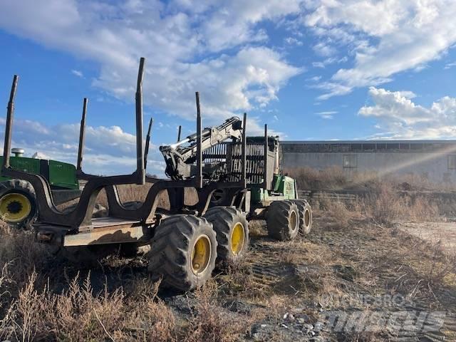 John Deere 1510 E フォワーダー