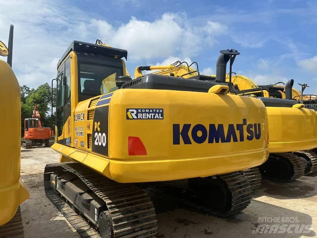 Komatsu PC 200 大型油圧ショベル12t以上（パワーショベル・ユンボ）