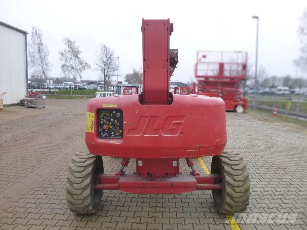 JLG E 600 JP ブームリフト　屈伸型