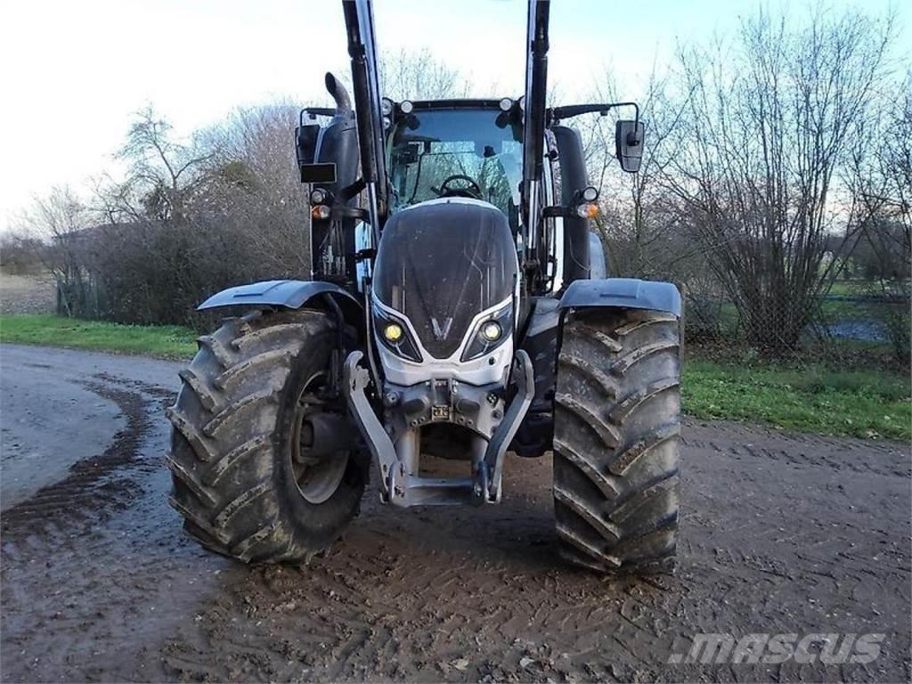 Valtra t 234 a トラクター